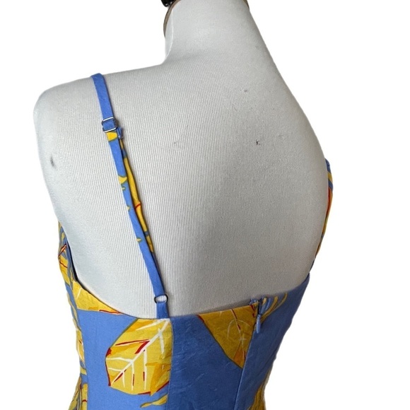 Sugar+lips Karah Floral Front Tie Mini Dress - Picture 5 of 7